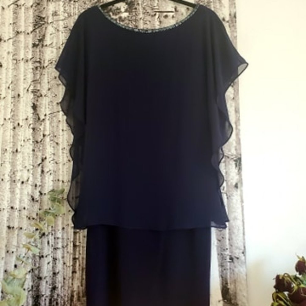 🆕️ NWOT Laundry By S Capelet Dress w/Rhinestones